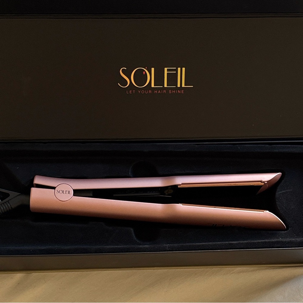 SOLEIL Hair Tools | IR+ Wide 1.5" Flat Iron